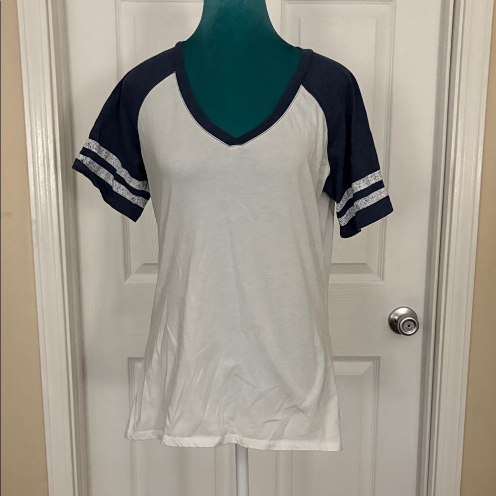 Women's White and Navy V-Neck Top